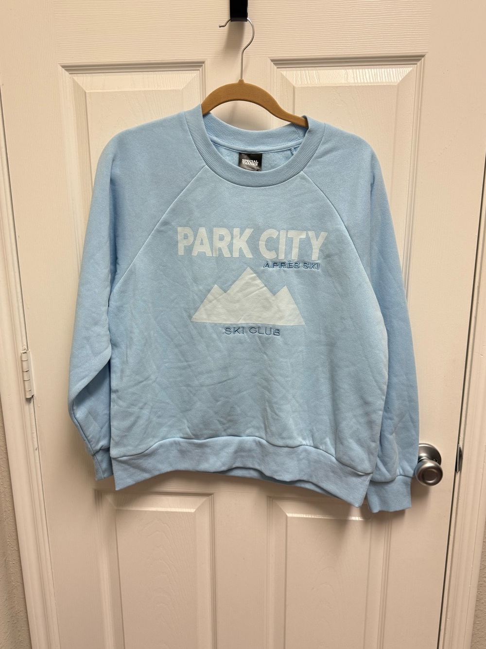 NWT Special Thanks Park City Sweatshirt